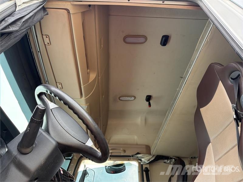  ELAM 430G CNG 6x4 Tractocamion con Dormitorio / T/ Vetopöytäautot
