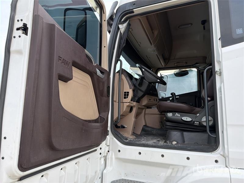  ELAM 430G CNG 6x4 Tractocamion con Dormitorio / T/ Vetopöytäautot