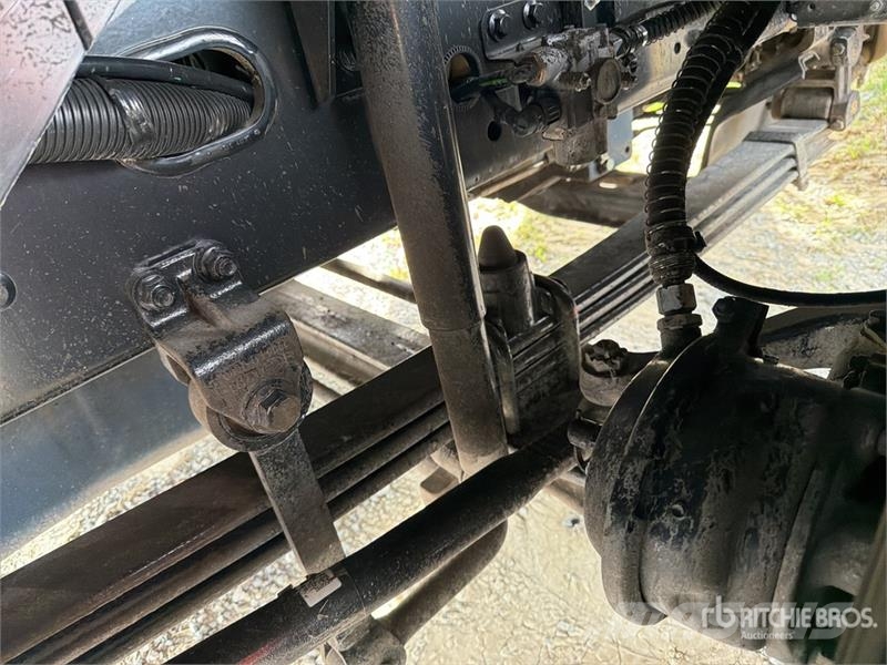  ELAM 430G CNG 6x4 Tractocamion con Dormitorio / T/ Vetopöytäautot