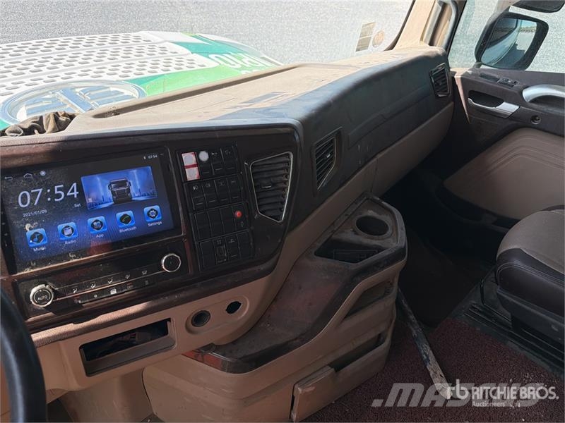 ELAM 430G CNG 6x4 Tractocamion con Dormitorio / T/ Vetopöytäautot
