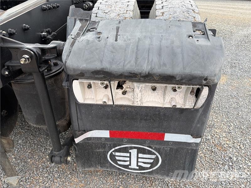  ELAM 430G CNG 6x4 Tractocamion con Dormitorio / T/ Vetopöytäautot