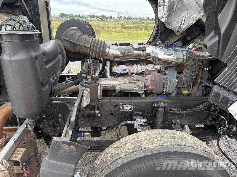  ELAM 430G CNG 6x4 Tractocamion con Dormitorio / T/ Vetopöytäautot