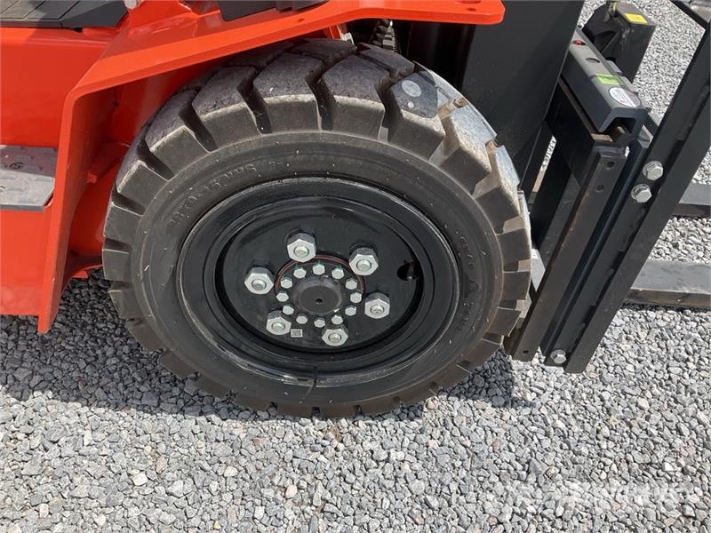  Energy CPCD30 6600 lb Montacargas (Sin Usar) / For Montacargas - otros