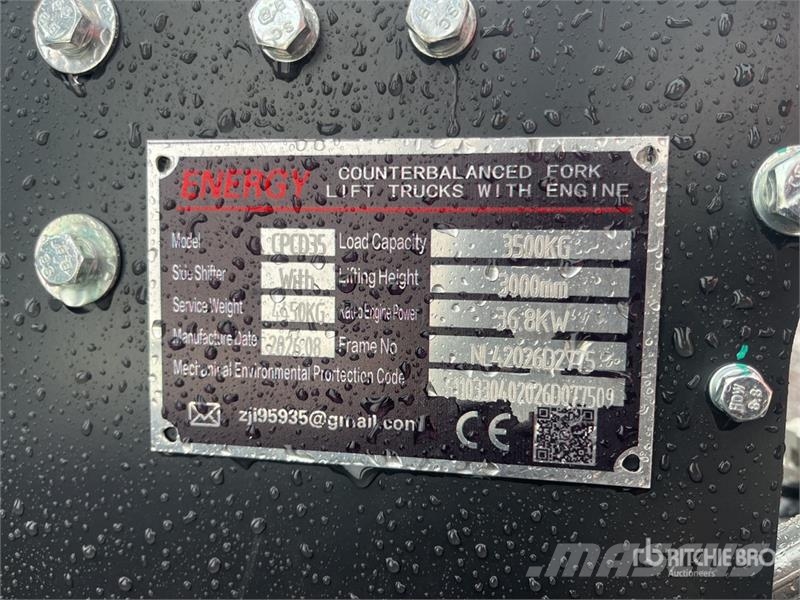  Energy CPCD35 7700 lb Pneumatic Tire Montacargas ( شاحنات ذات رافعات شوكية - أخرى