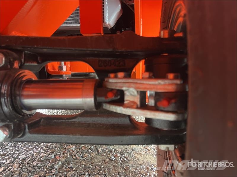  Energy CPCD35 7700 lb Pneumatic Tire Montacargas ( شاحنات ذات رافعات شوكية - أخرى