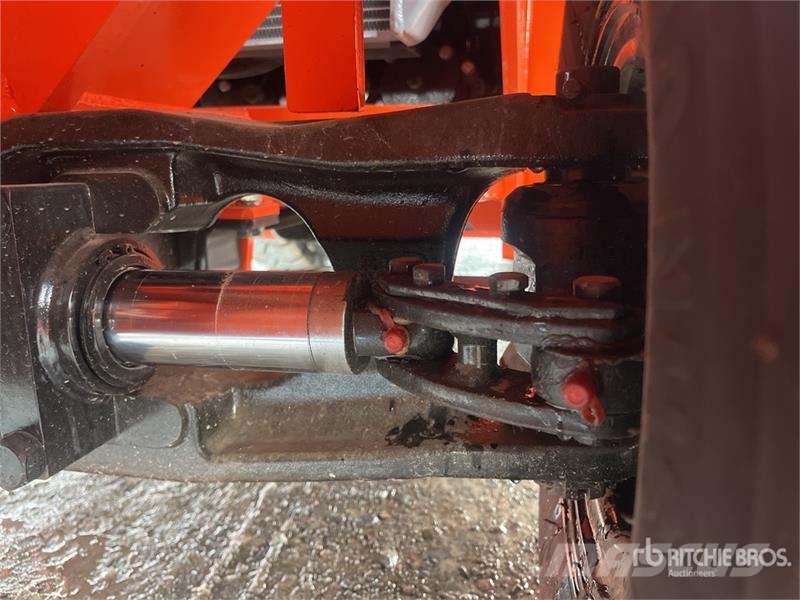  Energy CPCD35 7700 lb Pneumatic Tire Montacargas ( شاحنات ذات رافعات شوكية - أخرى