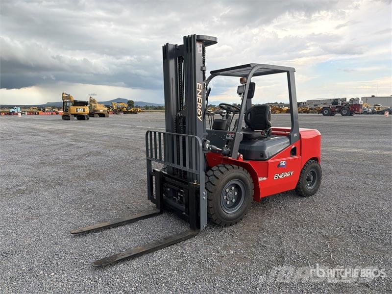 Energy CPCD50 11000 lb Pneumatic Tire Montacargas Інше
