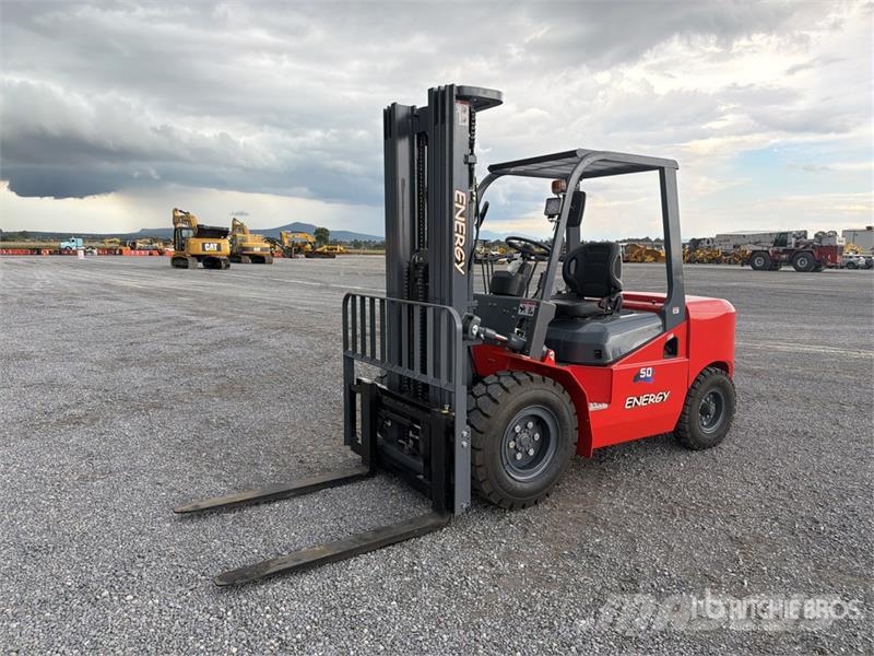 Energy CPCD50 11000 lb Pneumatic Tire Montacargas Інше