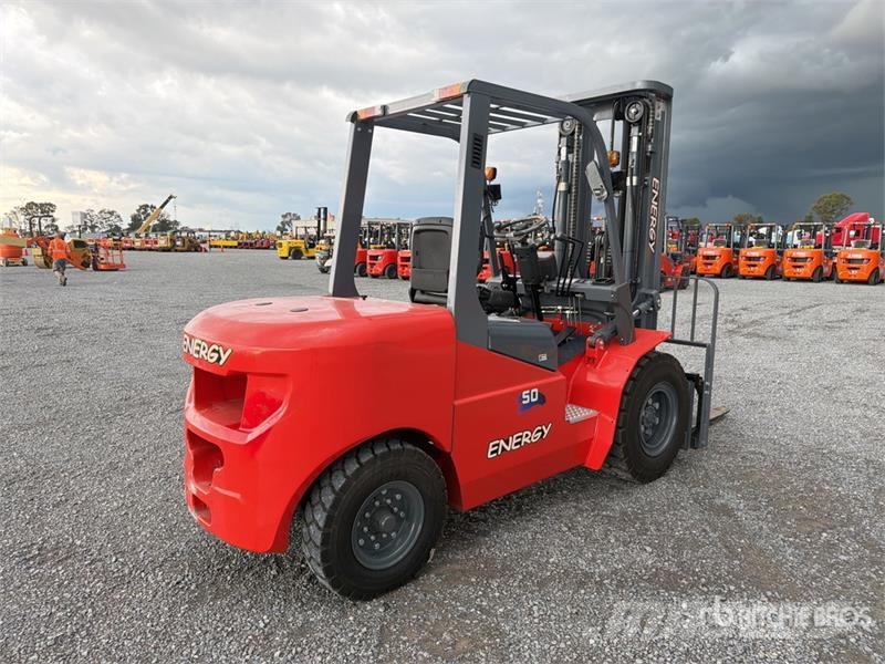 Energy CPCD50 11000 lb Pneumatic Tire Montacargas Інше