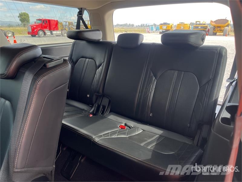 Ford Expedition Max 4WD Camioneta / SUV Auto's