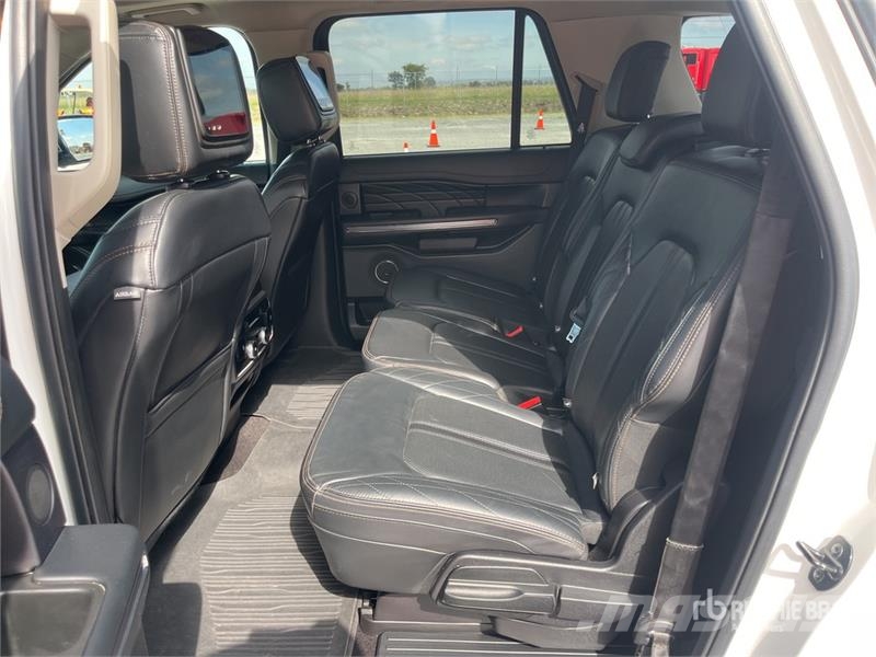 Ford Expedition Max 4WD Camioneta / SUV Auto's