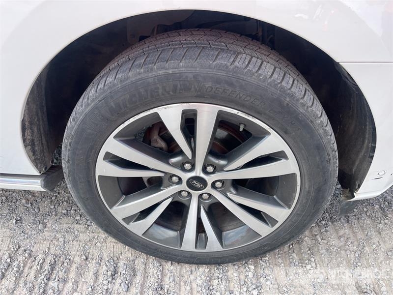 Ford Expedition Max 4WD Camioneta / SUV Auto's