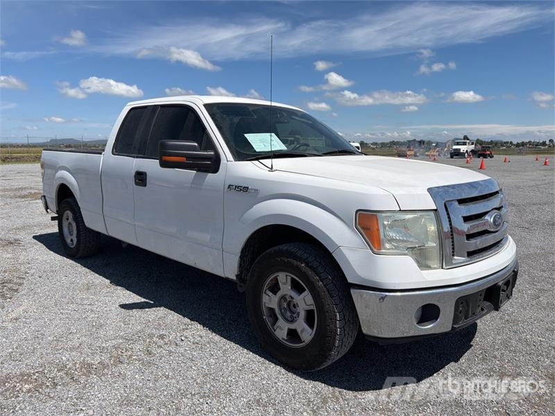 Ford F-150 XLT Crew Cab Camioneta / Pickup Další