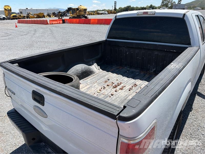 Ford F-150 XLT Crew Cab Camioneta / Pickup Další