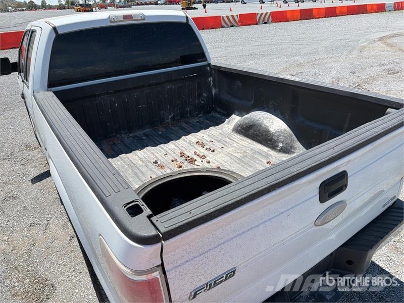 Ford F-150 XLT Crew Cab Camioneta / Pickup Další