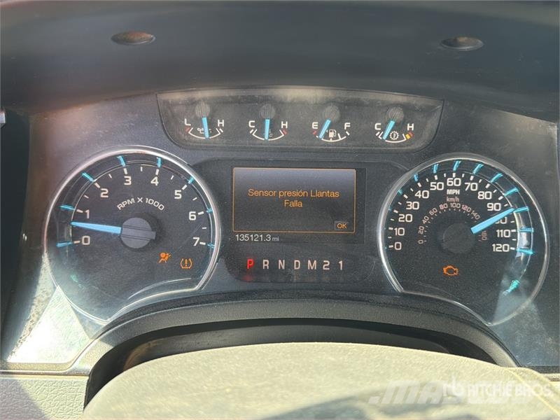 Ford F-150 XLT Crew Cab Camioneta / Pickup Další
