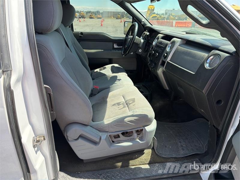 Ford F-150 XLT Crew Cab Camioneta / Pickup Další
