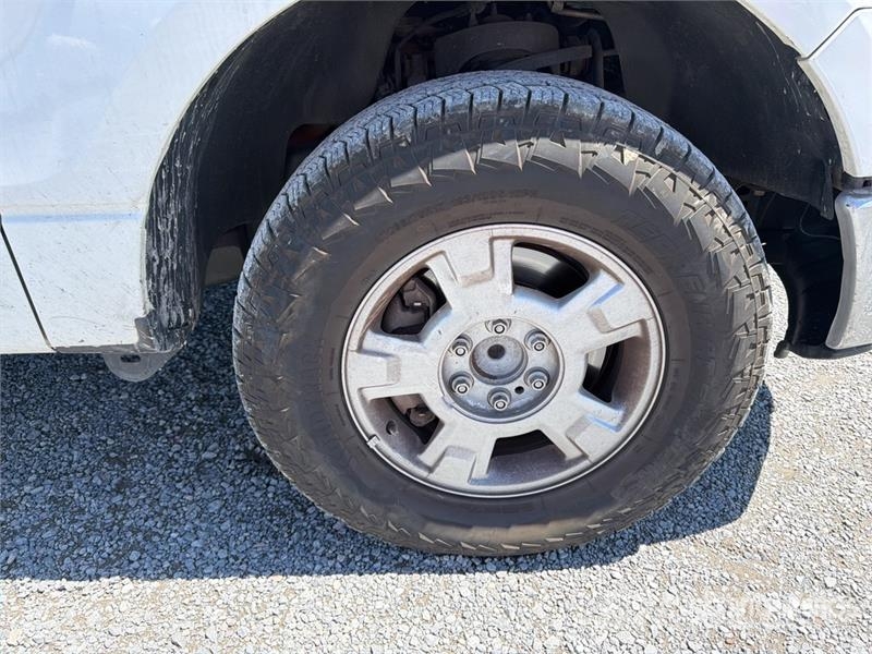 Ford F-150 XLT Crew Cab Camioneta / Pickup Další
