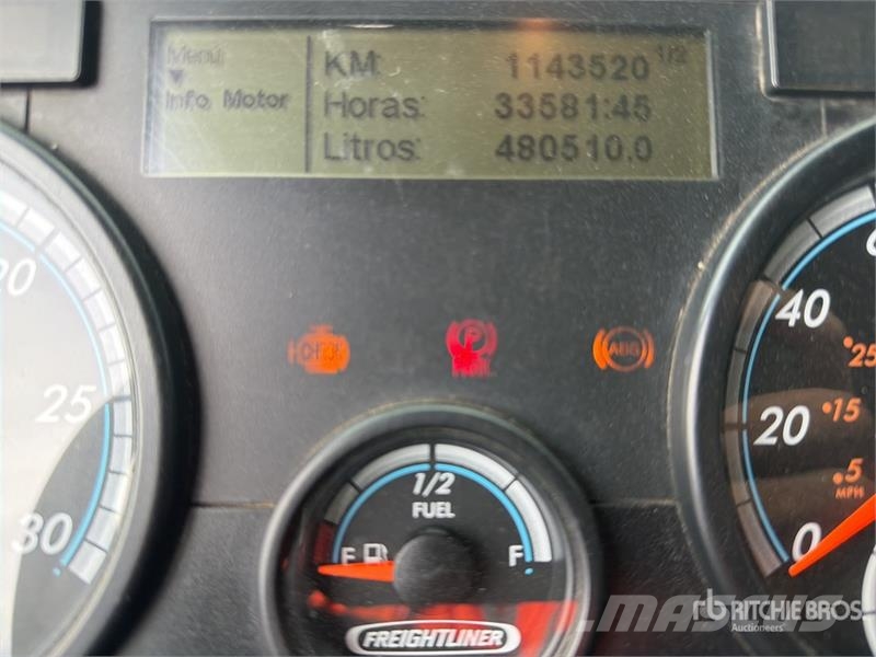 Freightliner 6x4 Tractocamion con Dormitorio / T/A Sleeper Truc Vilcēji