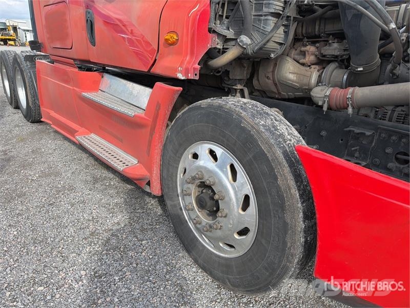 Freightliner Cascadia 125 6x4 Tractocamion con Dormitorio / T/A Naudoti vilkikai