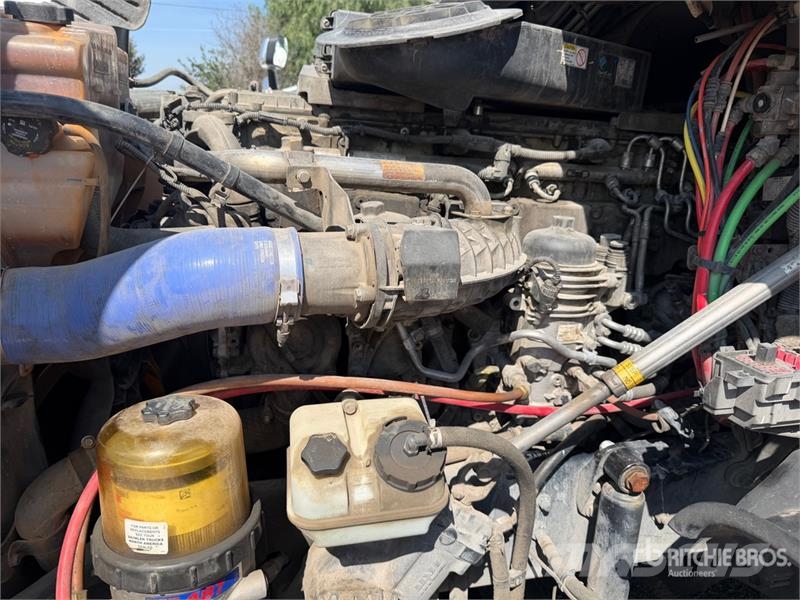 Freightliner Cascadia 125 6x4 Tractocamion con Dormitorio / T/A Cabezas tractoras