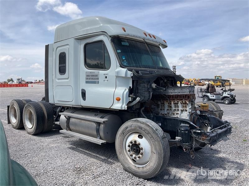Freightliner Cascadia 125 Tractocamion con Dormitorio / T/A Sle Tractor Units