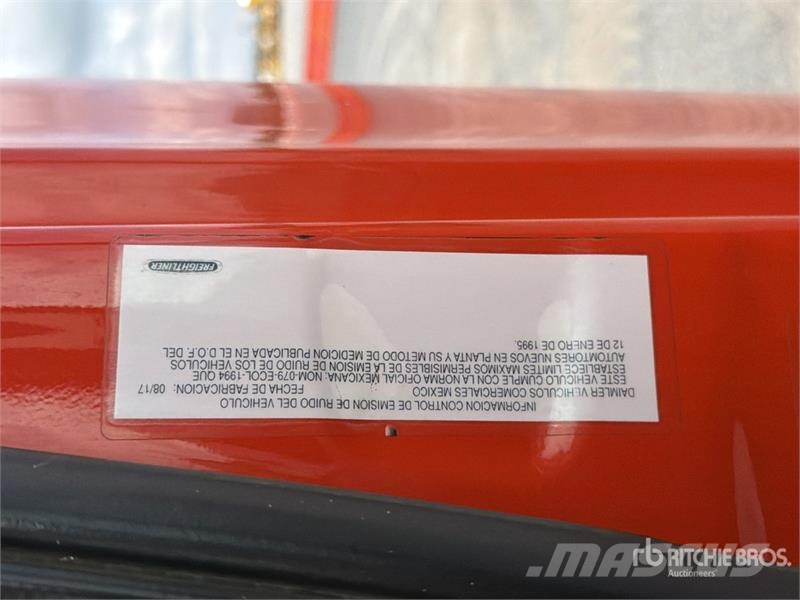 Freightliner Cascadia 125 6x4 Tractocamion con Dormitorio / T/A Motrici e Trattori Stradali