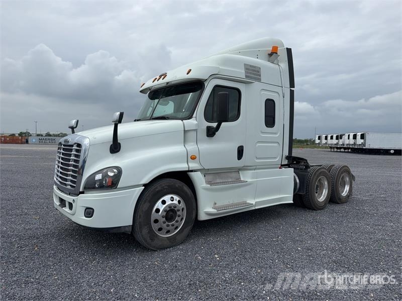 Freightliner Cascadia 125 曳引機組件