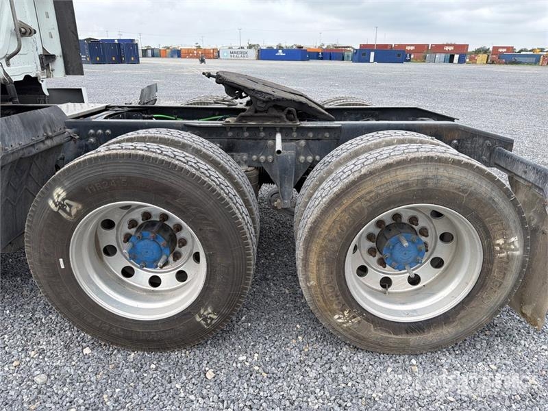 Freightliner Cascadia 125 曳引機組件