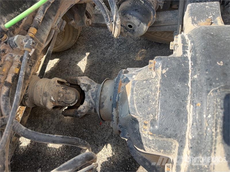 Freightliner Cascadia 125 6x4 Tractocamion con Dormitorio / T/A Cabezas tractoras