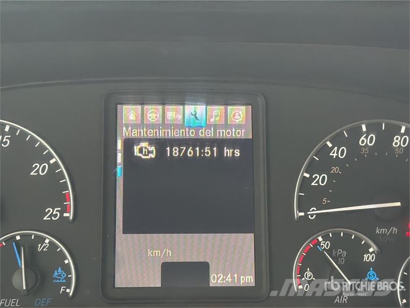 Freightliner Cascadia 126 6x4 Tractocamion con Dormitorio / T/A Sattelzugmaschinen