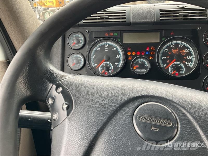 Freightliner Cascadia 125 Truck Tractor Units