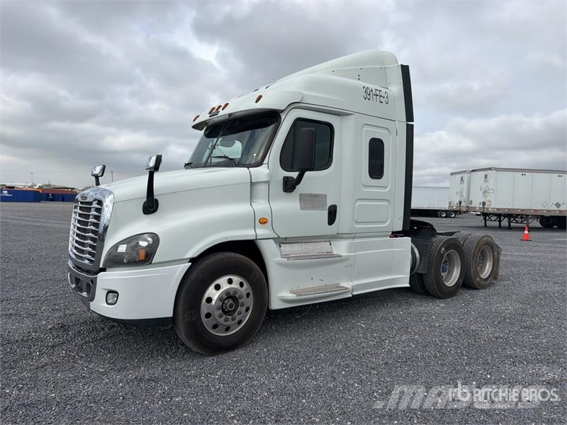 Freightliner Cascadia 125 曳引機組件