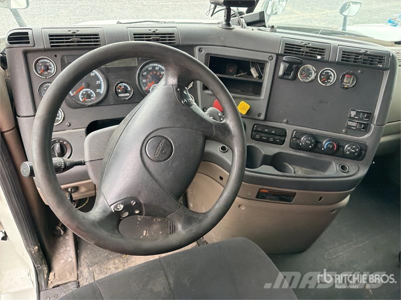 Freightliner Cascadia 125 Truck Tractor Units