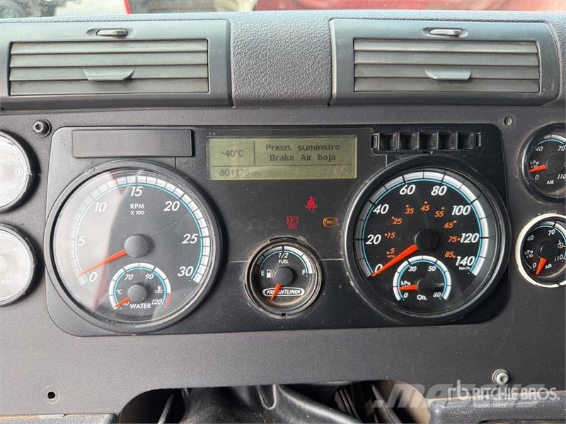 Freightliner Cascadia 125 6x4 Tractocamion con Dormitorio / T/A Tractor Units