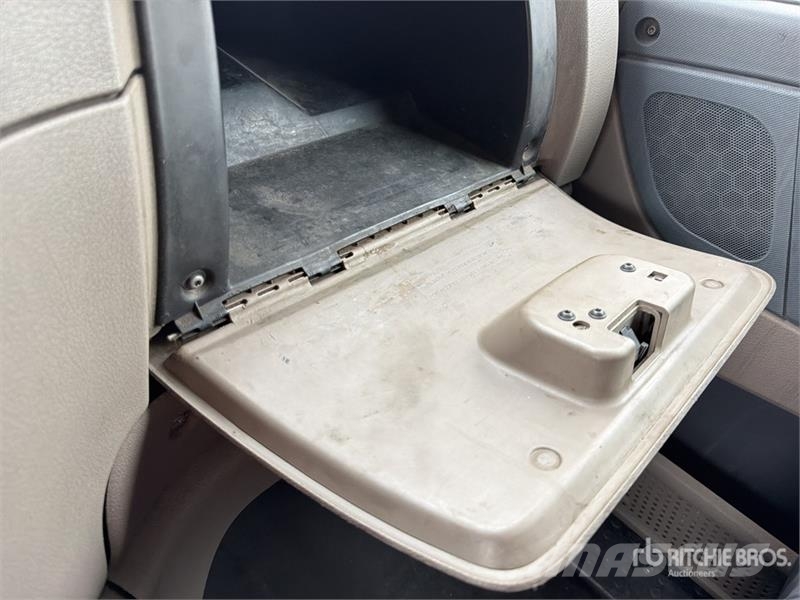 Freightliner Cascadia 125 Truck Tractor Units