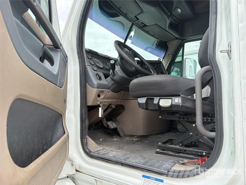 Freightliner Cascadia 125 曳引機組件