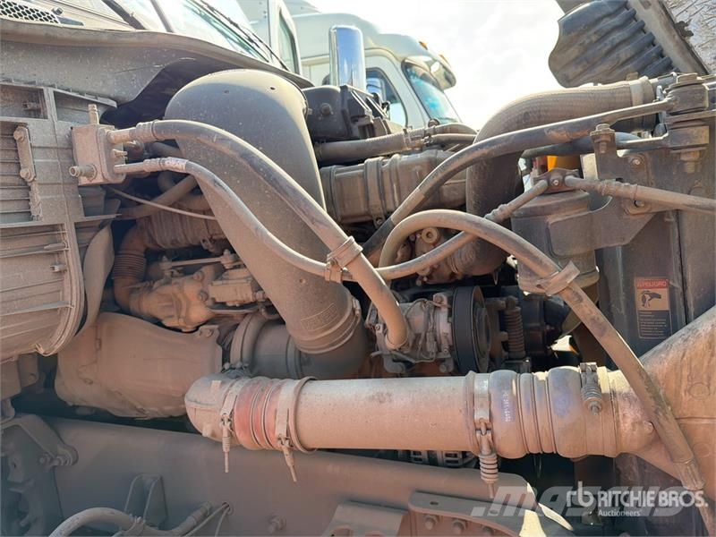 Freightliner Cascadia 125 6x4 Tractocamion con Dormitorio / T/A Sattelzugmaschinen