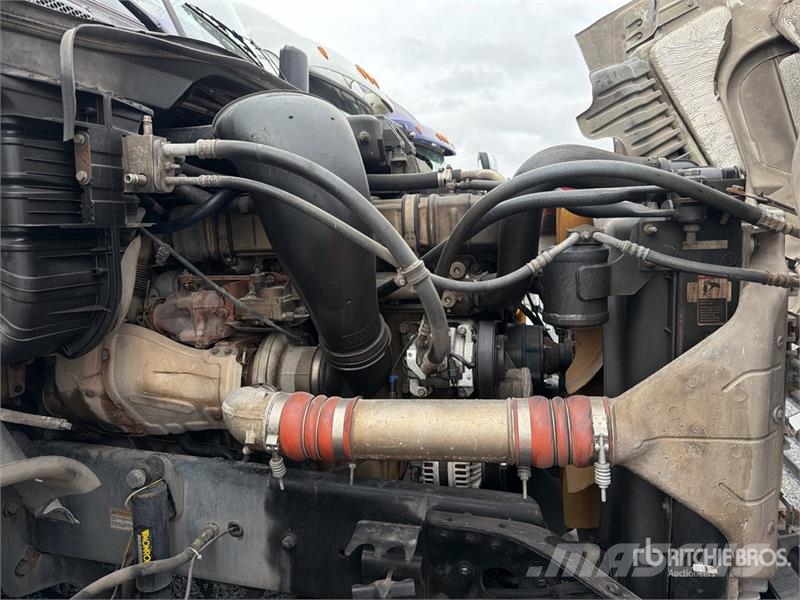 Freightliner Cascadia 125 曳引機組件