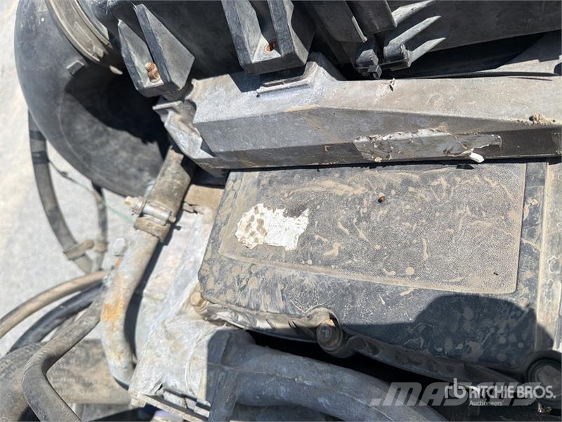 Freightliner Cascadia 125 6x4 Tractocamion con Dormitorio / T/A Cabezas tractoras