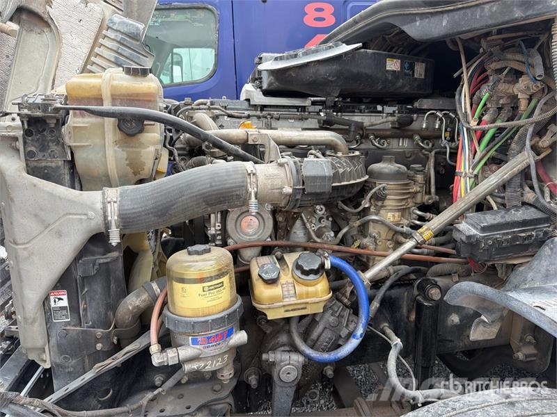 Freightliner Cascadia 125 曳引機組件