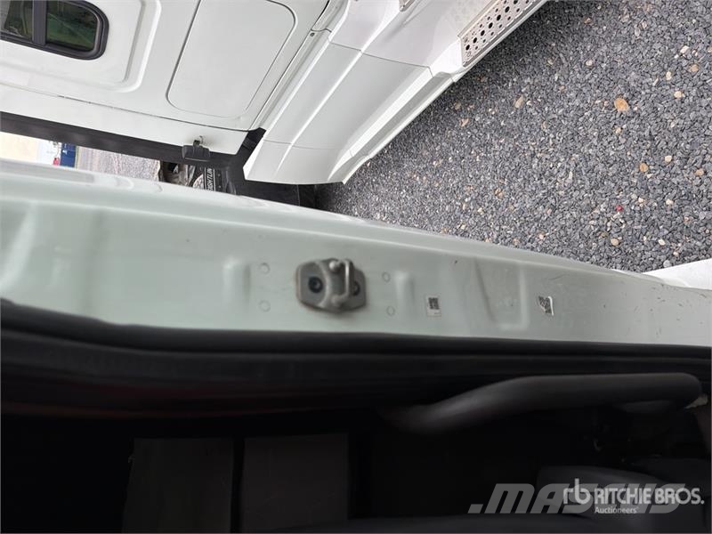 Freightliner Cascadia 125 Truck Tractor Units