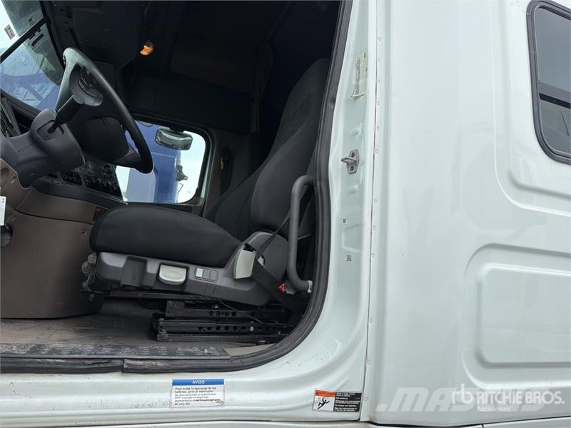 Freightliner Cascadia 125 曳引機組件