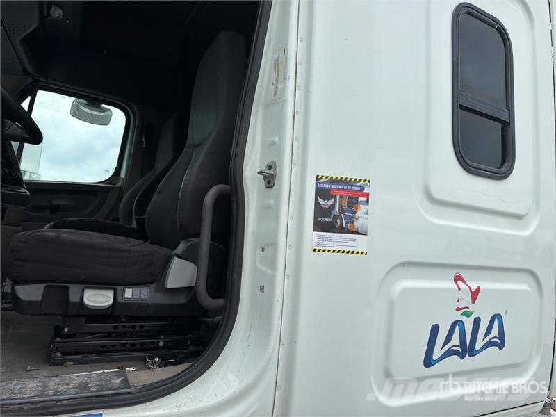 Freightliner Cascadia 125 曳引機組件