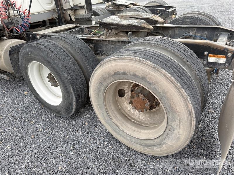 Freightliner Cascadia 125 6x4 Tractocamion con Dormitorio / T/A Sattelzugmaschinen