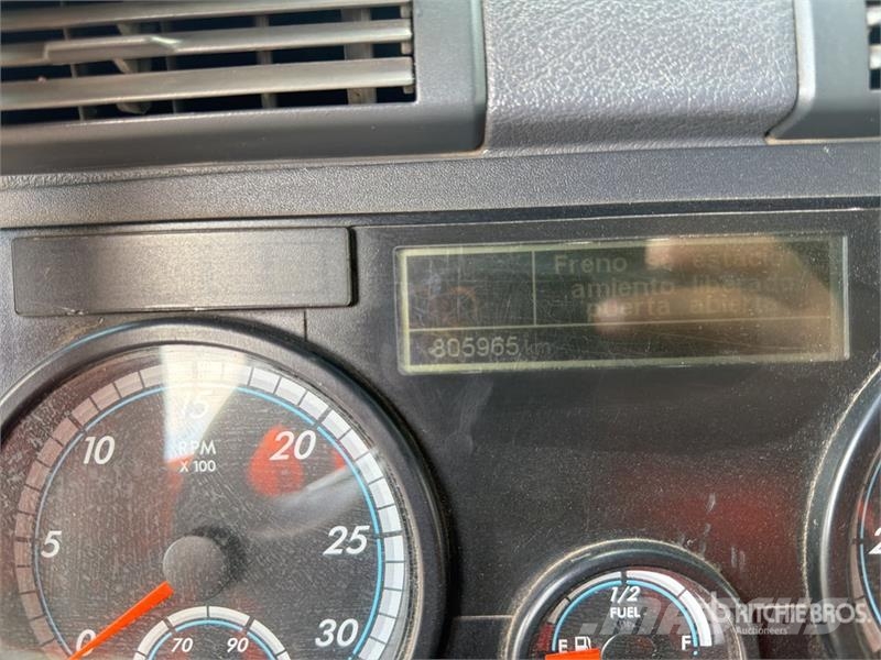 Freightliner Cascadia 125 6x4 Tractocamion con Dormitorio / T/A Cabezas tractoras