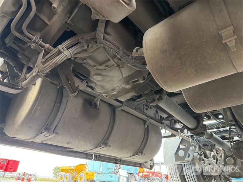 Freightliner Cascadia 125 6x4 Tractocamion con Dormitorio / T/A Седельные тягачи