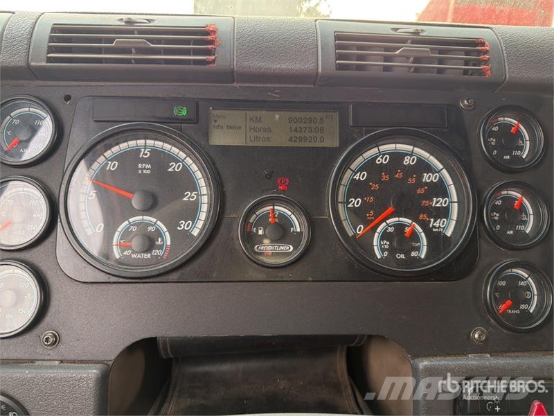Freightliner Cascadia 125 6x4 Tractocamion con Dormitorio / T/A Sattelzugmaschinen