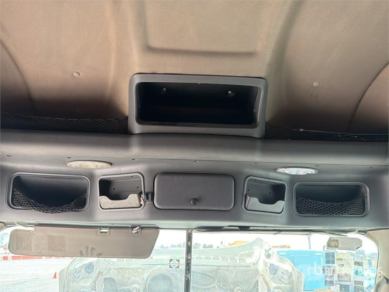 Freightliner Cascadia 125 6x4 Tractocamion con Dormitorio / T/A Влекачи