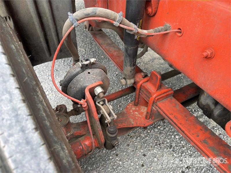 Freightliner Cascadia 125 6x4 Tractocamion con Dormitorio / T/A Motrici e Trattori Stradali